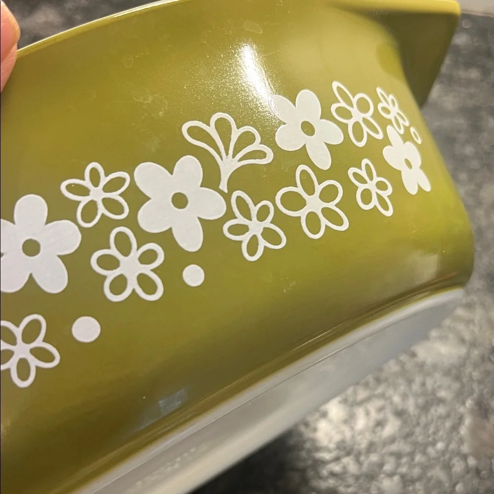 Vintage Pyrex Floral Spring Blossom or Crazy Daisy Casserole Dish - Olive Green